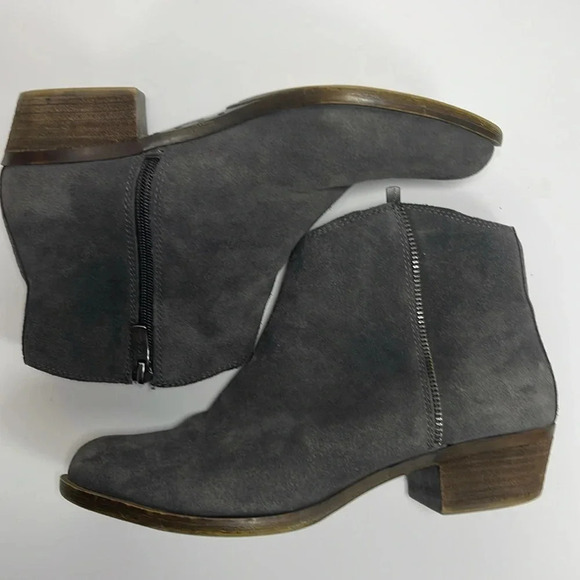 BCBGeneration Suede Leather Gray Ankle Booties Women's Size 7.5 - Picture 7 of 8